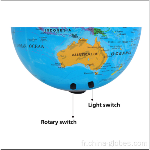 Boule de terre de globe auto-tournant magique illuminé